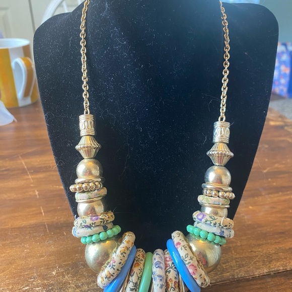 Moroccan Style Statement Necklace - Picture 5 of 7